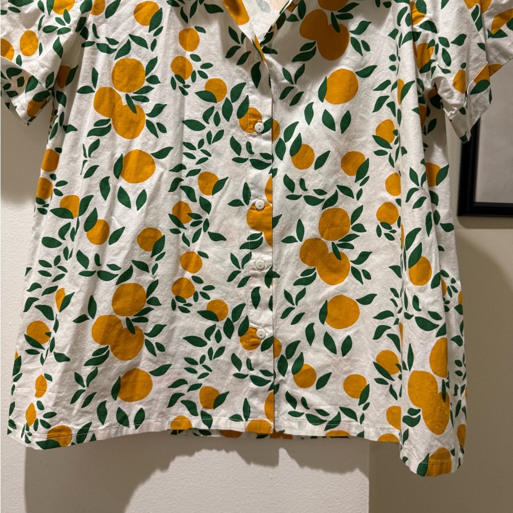 Women’s ModCloth/ Compania Fantastica Orange Fruit Print Button Down Shirt, L - Picture 5 of 6